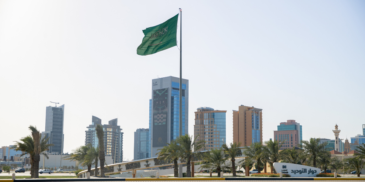 Visa-touristique-pour-Algeriens-Arabie-Saoudite-visas-disponibles