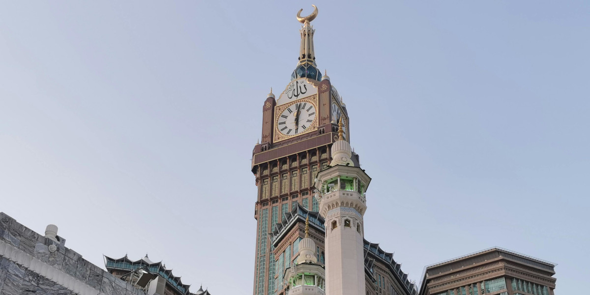 hôtel pas cher proche du haram et de la tour de l'horloge