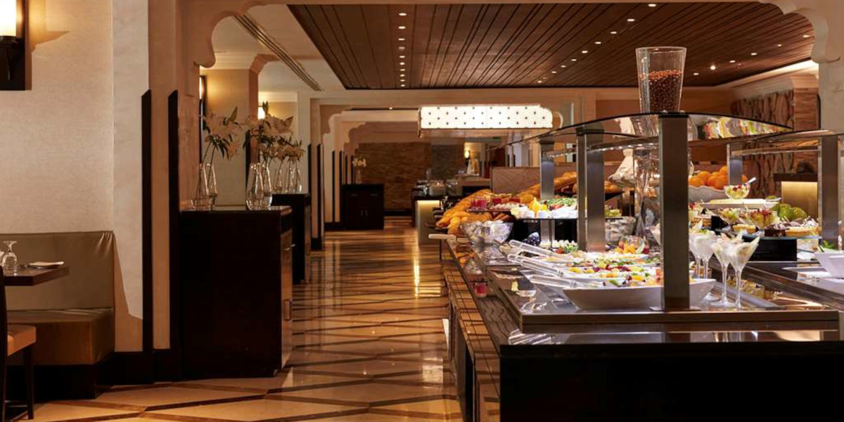 manger au Pullman ZamZam La Mecque