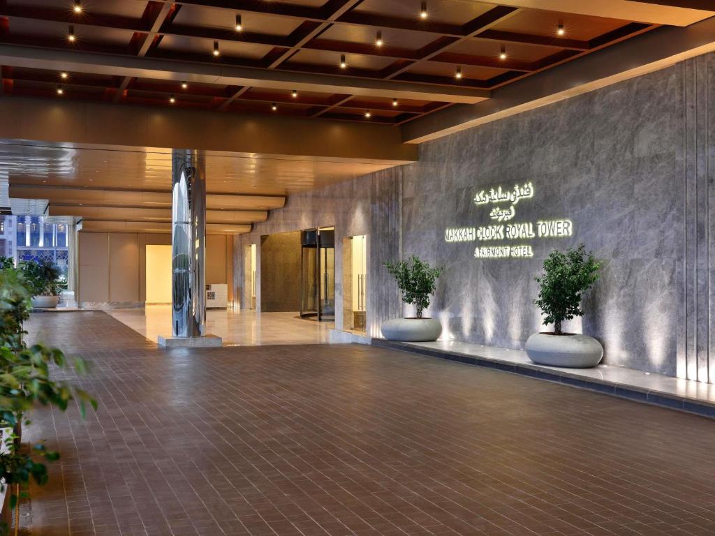 Makkah Clock Royal Tower Fairmont